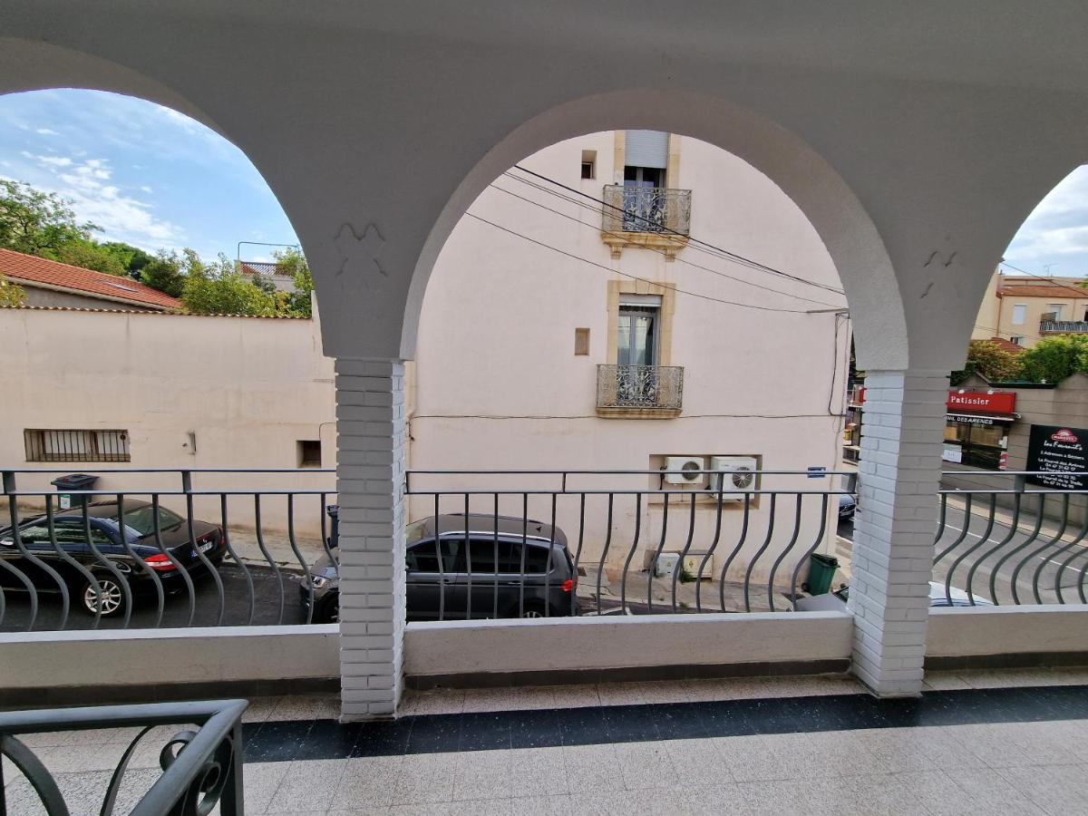 בזייה Maison Ping ,En Face Des Arenes מראה חיצוני תמונה