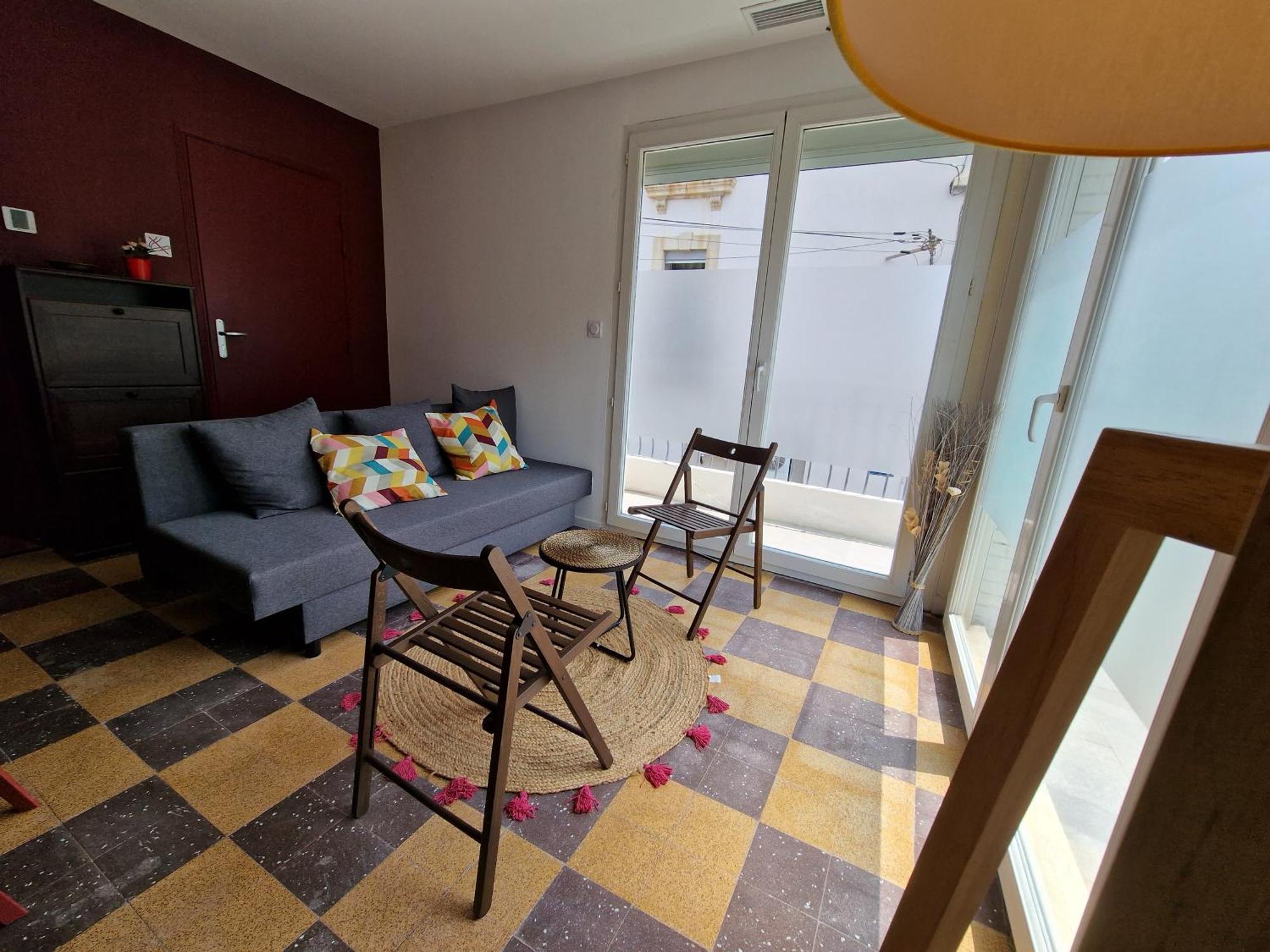 בזייה Maison Ping ,En Face Des Arenes מראה חיצוני תמונה